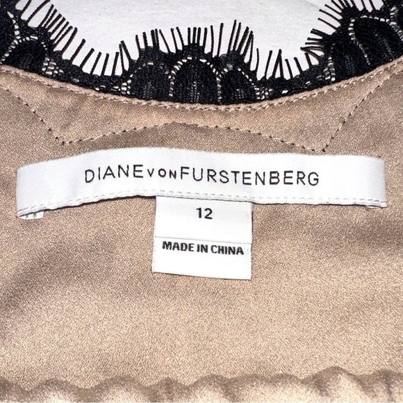 Diane Von Furstenberg Olivia Black And Nude Floral Lace - Picture 8 of 13